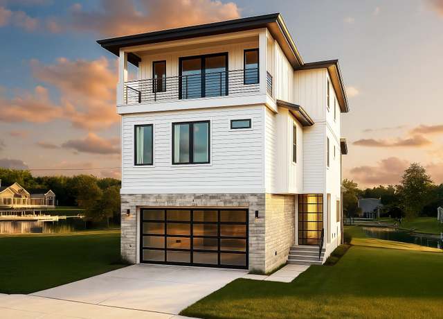 Property at 420 Lake St, Kingsland, TX 78639, 5 beds, 5.5 baths