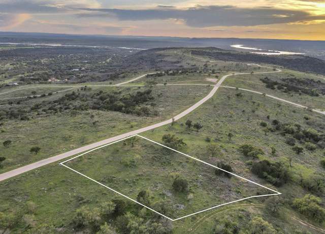 Property at 31 High Range Dr, Kingsland, TX 78639