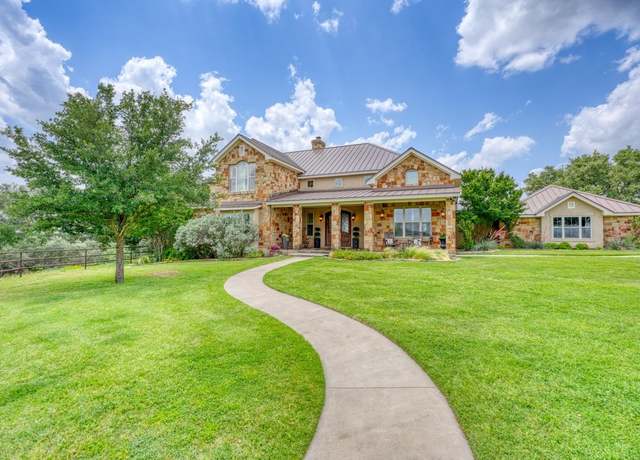 Property at 791 Ranch Road 2323, Llano, TX 78643, 5 beds, 4.5 baths