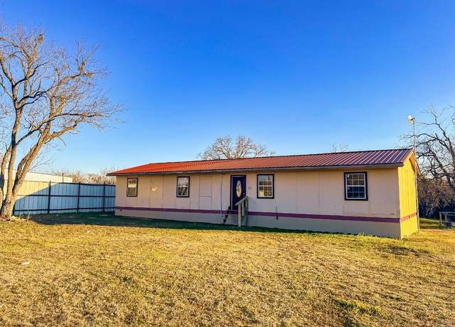 Property at 717 Ridgeway St, Kingsland, TX 78639, 3 beds, 2 baths