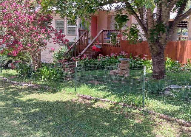 Property at 308 W Greenbriar, Granite Shoals, TX 78654, 3 beds, 2.5 baths