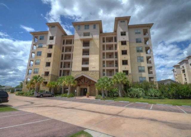 Property at 101 West Bank #17, Horseshoe Bay, TX 78657, 1 bed, 1 bath