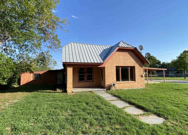 Property at 1112 Holcomb St, TX 76801, 3 beds, 1 bath
