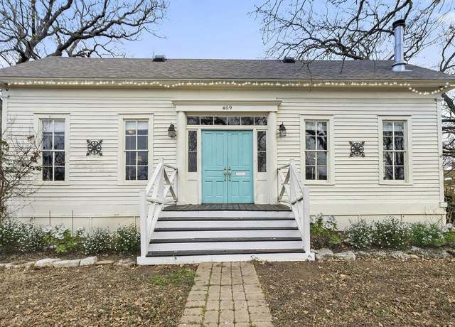 Property at 409 N Main St, Burnet, TX 78611, 3 beds, 3.5 baths