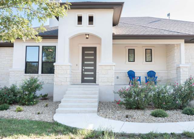 Property at 149 Cloudwood Rd, Briggs, TX 78608, 3 beds, 2.5 baths