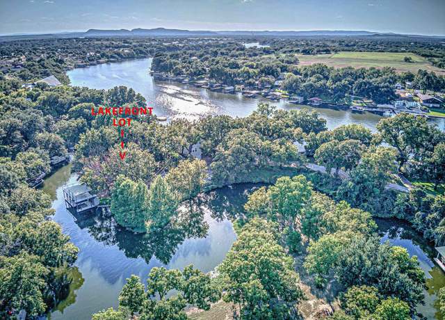 Property at 1336 S Lakeside Dr, Kingsland, TX 78639