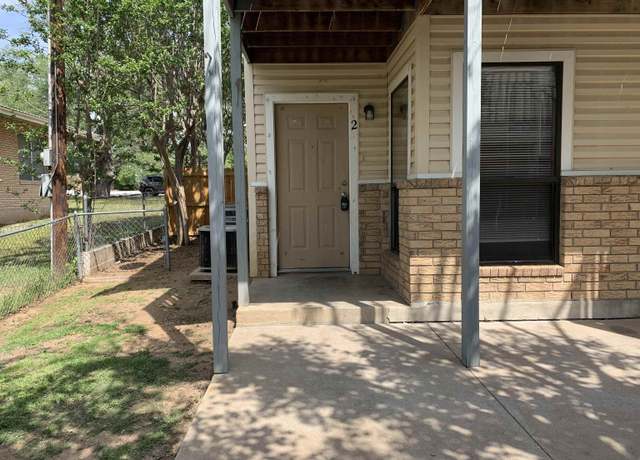 Property at 1407 Ford St, Llano, TX 78643