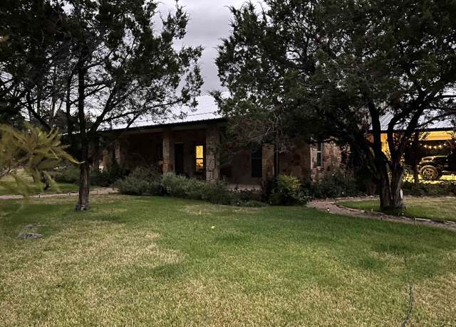 Property at 201 N Oak Dr, Burnet, TX 78611, 3 beds, 2 baths