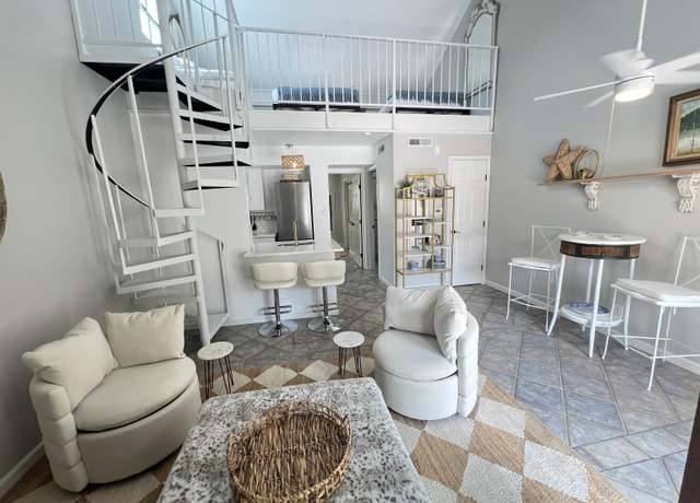 Property at 103 Island, Horseshoe Bay, TX 78657, 1 bed, 1 bath