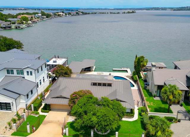 Property at 203 Lighthous Dr, Horseshoe Bay, TX 78657, 3 beds, 4 baths