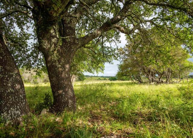 Property at 00 Vaquero Vista Trl, Lampasas, TX 76550, 3 beds, 2 baths