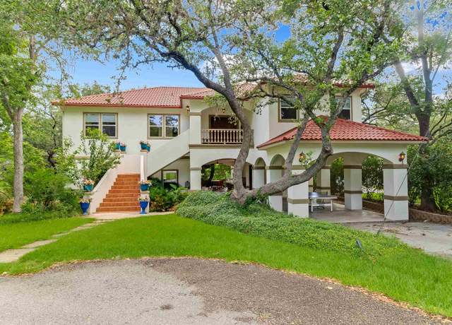 Property at 327 Elm Dr, Kingsland, TX 78639, 4 beds, 4 baths