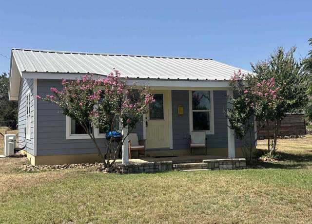 Property at 511 Lakeway, Burnet, TX 78611, 1 bed, 1 bath