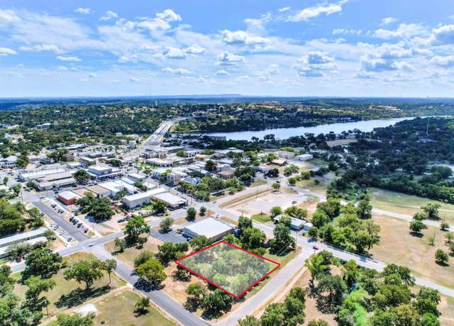 Property at 307 Avenue K, Marble Falls, TX 78654