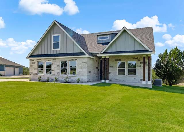 Property at 2109 S Park Dr, Marble Falls, TX 78654, 5 beds, 3.5 baths