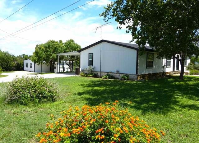 Property at 1108 Ashley Ave, Llano, TX 78643, 4 beds, 3 baths