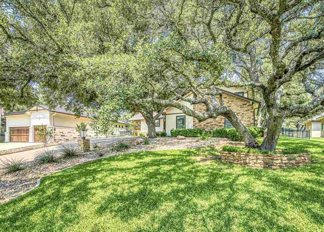 Property at 212 Blue Ground, Horseshoe Bay, TX 78657, 4 beds, 4.5 baths