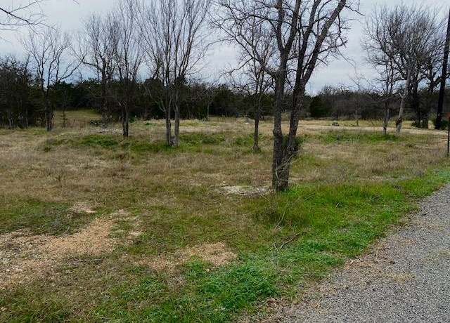 Property at 205 Comanche Dr, Burnet, TX 78611