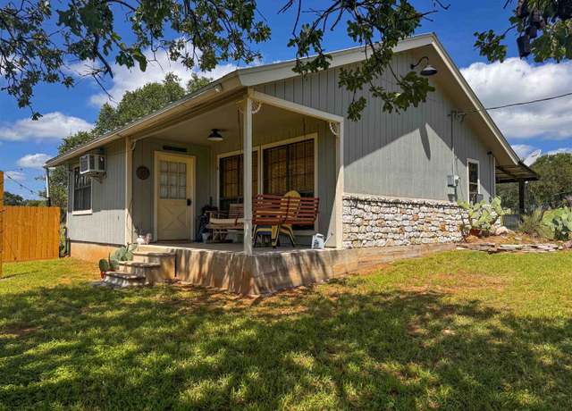 Property at 384 Wild Oak Dr, Llano, TX 78643, 2 beds, 1 bath