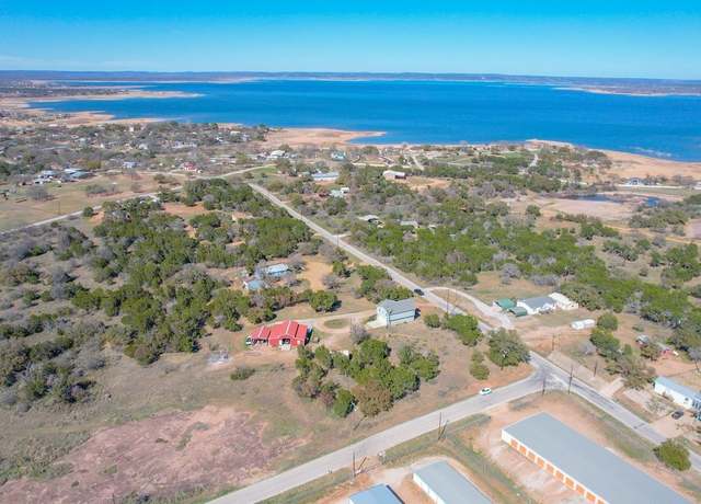 Property at 247 Roselea Dr, Buchanan Dam, TX 78609, 3 beds, 3.5 baths