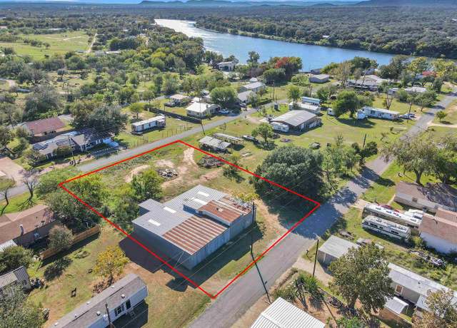 Property at 1037 Apache Dr, Burnet, TX 78611
