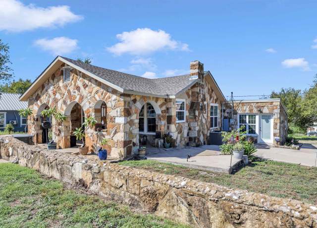 Property at 405 N Elm St, San Saba, TX 76871, 3 beds, 2 baths