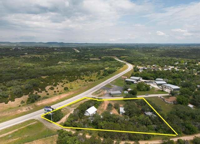 Property at 104 Helen Dr, Marble Falls, TX 78611, 6 beds, 5 baths