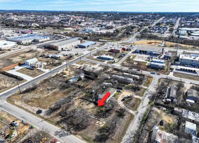Property at 701 Avenue P, Marble Falls, TX 78654