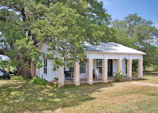Property at 1446 Cr 1610, Lometa, TX 78653, 2 beds, 3 baths