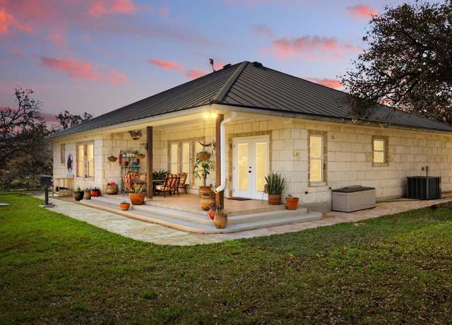 Property at 1038 Cielo Dr, Blanco, TX 78606, 4 beds, 2 baths