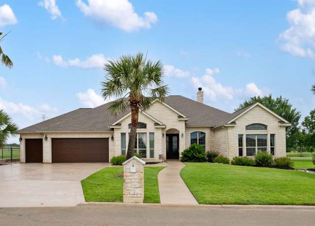 Property at 419 Firestone Dr, Meadowlakes, TX 78654, 4 beds, 2.5 baths