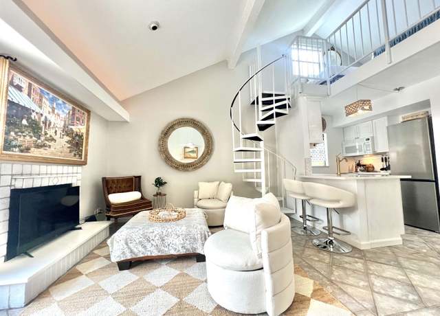 Property at 103 Island Dr. #3 Dr, Horseshoe Bay, TX 78657, 1 bed, 1 bath
