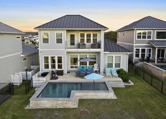 Property at 208 Archview Ln, Kingsland, TX 78639, 3 beds, 3 baths