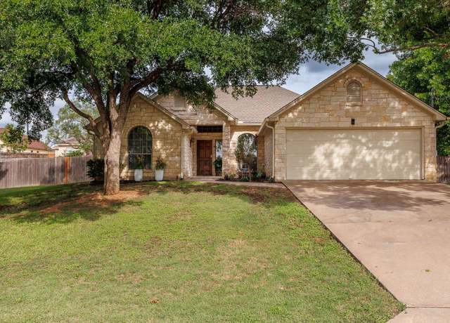Property at 1207 Sunset Dr, Marble Falls, TX 78654, 3 beds, 2 baths