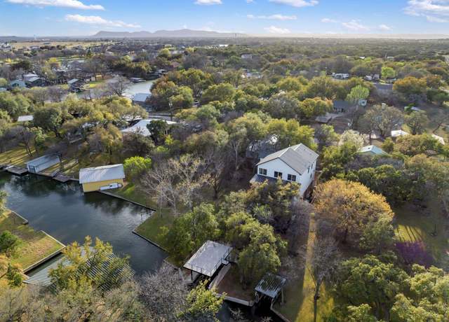 Property at 321 Legion Loop, Kingsland, TX 78639, 4 beds, 5 baths