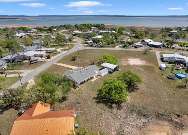Property at 707 Golden Dr, Buchanan Dam, TX 78609, 3 beds, 2 baths