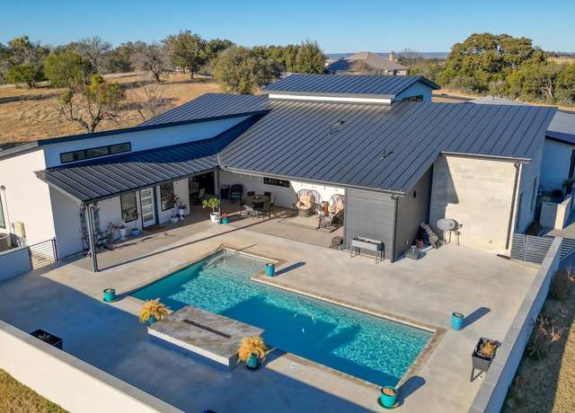 Property at 100 Ravine, Horseshoe Bay, TX 78657, 3 beds, 3.5 baths