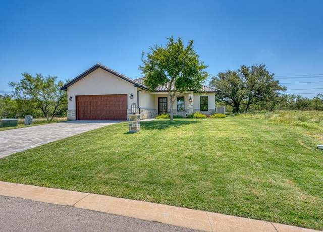 Property at 815 Sun Ray Dr, Horseshoe Bay, TX 78567, 3 beds, 3.5 baths
