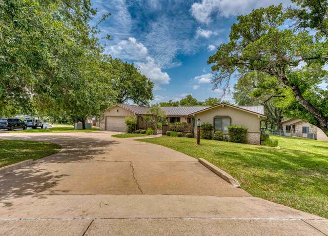 Property at 101 Third Sid, Horseshoe Bay, TX 78657, 3 beds, 2.5 baths