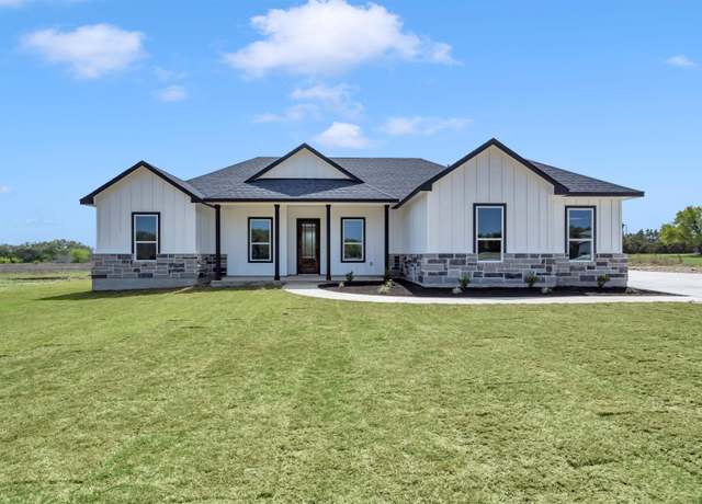 Property at 112 Rosebud Rd, Bertram, TX 78605, 5 beds, 2 baths