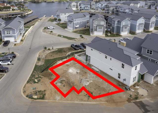 Property at 104 Village Dr, Kingsland, TX 78639