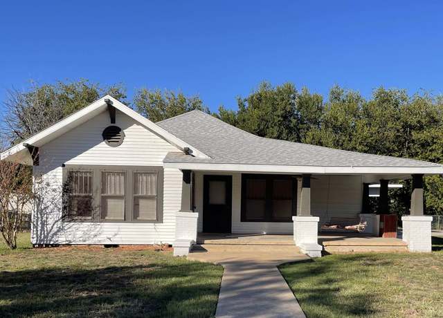 Property at 604 W Commerce St, San Saba, TX 76877, 3 beds, 2 baths