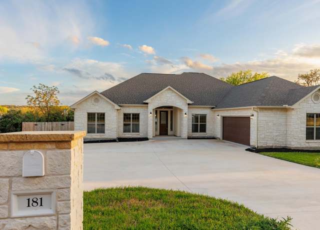 Property at 181 Broadmoor St, Meadowlakes, TX 78654, 3 beds, 2.5 baths