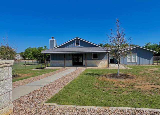 Property at 603 E Ellis St, Llano, TX 78643, 3 beds, 3 baths