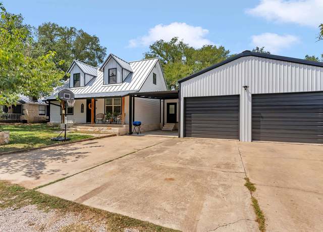 Property at 1507 Packsaddle Trl, Kingsland, TX 78639, 3 beds, 2 baths