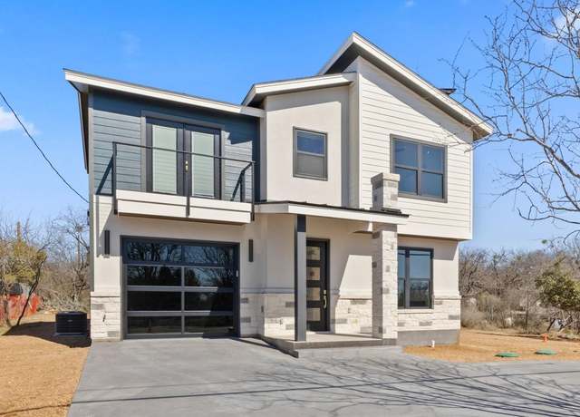 Property at 417 E Granitecastle Dr, Granite Shoals, TX 78654, 3 beds, 2.5 baths