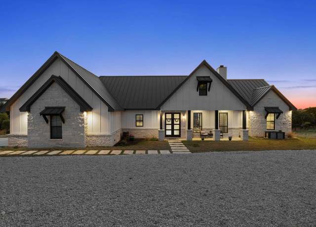 Property at 468 Cedar Dr, Marble Falls, TX 78654, 3 beds, 2.5 baths