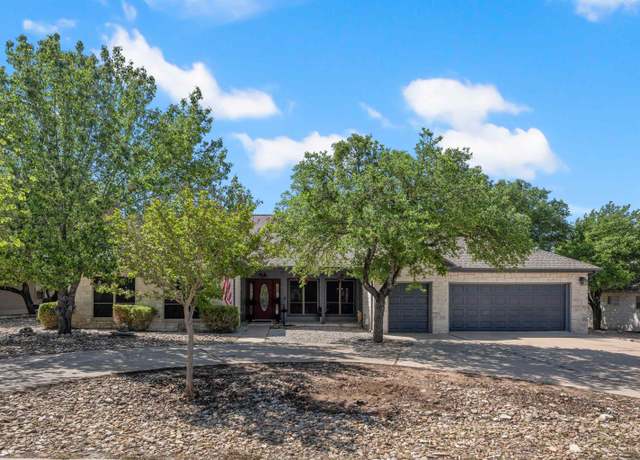 Property at 401 Fox Xing, Burnet, TX 78611, 3 beds, 2 baths