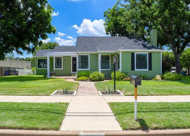 Property at 1301 Ford, Llano, TX 78643, 3 beds, 2 baths