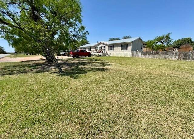 Property at 3306 Gardenia St, Kingsland, TX 78639, 4 beds, 2 baths